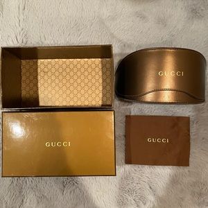 Gucci sunglasses case with box and cloth